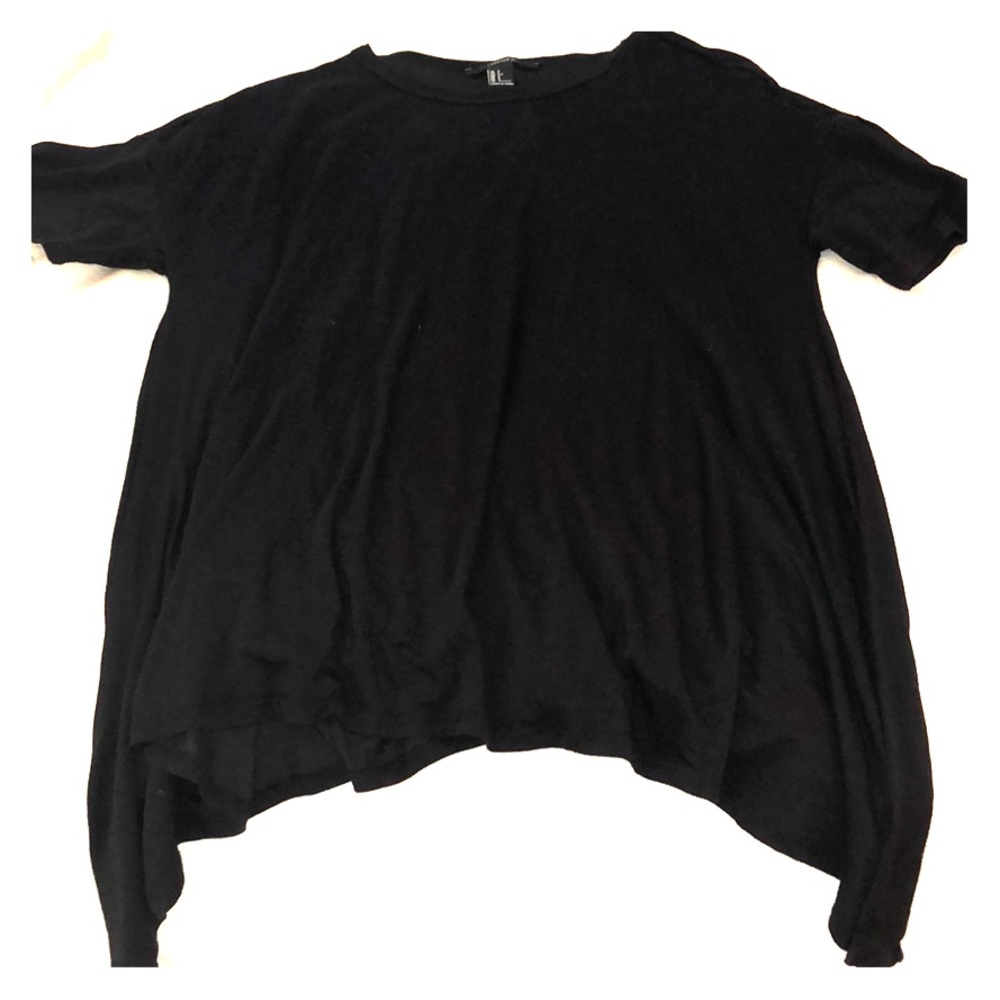 Long black short sleeve tee